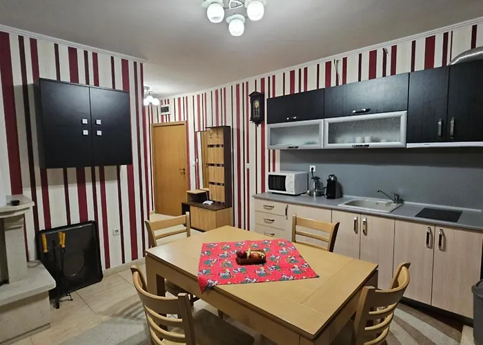 частен гранд манастира 2б5 * Pamporowo