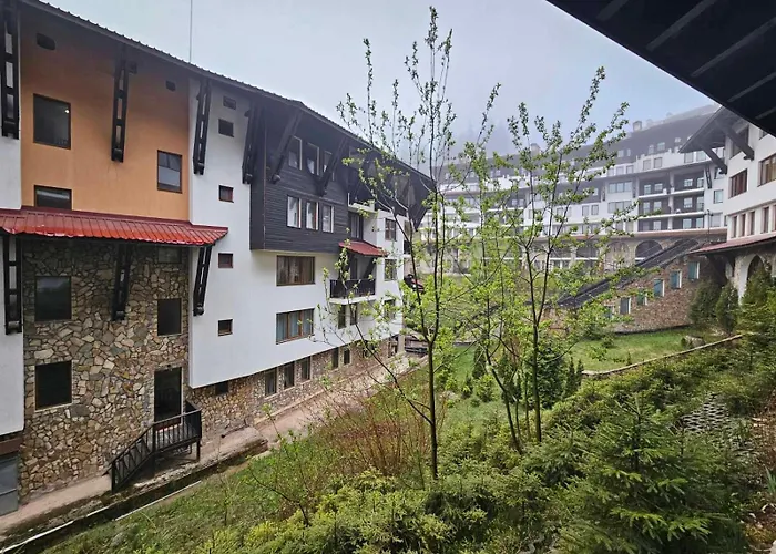 Apartament частен гранд манастира 2б5 Pamporowo