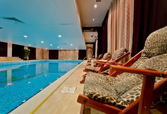 Apartament частен гранд манастира 2б5 Pamporowo